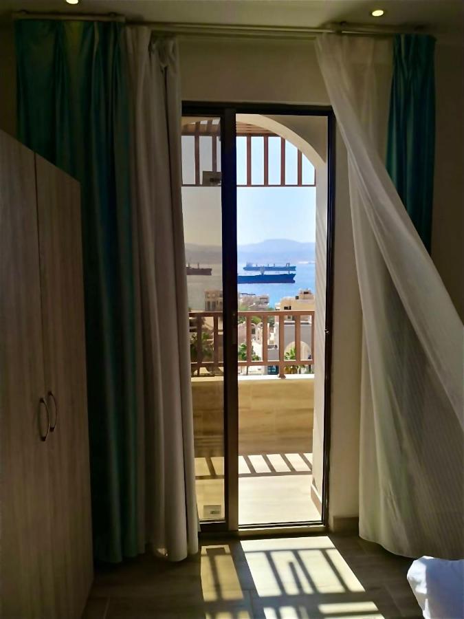 Castle Beach Hotel Akabe Dış mekan fotoğraf